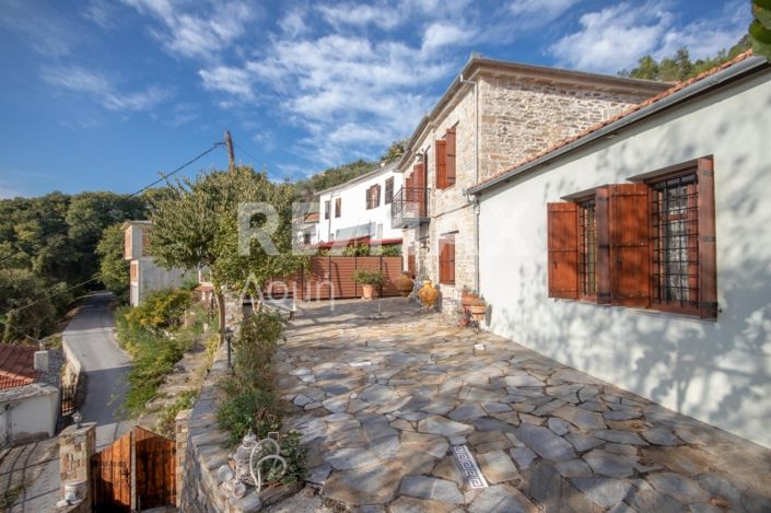 Image No.5-3 Bed House for sale