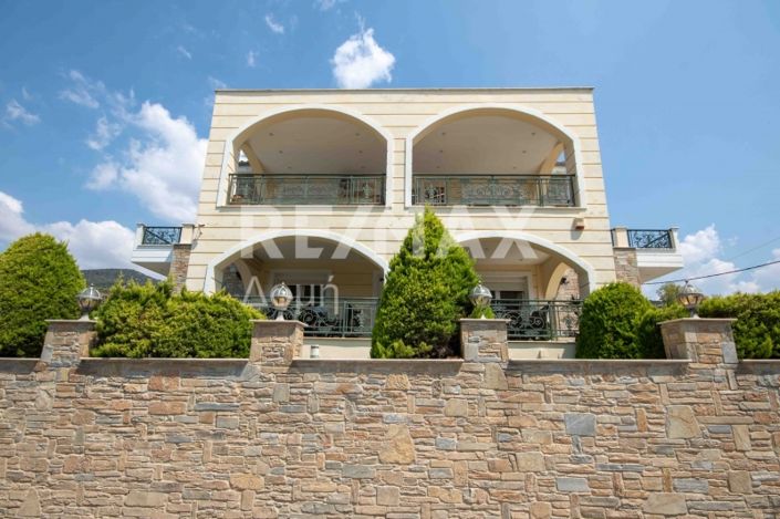 Image No.3-6 Bed House for sale