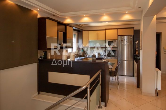 Image No.33-6 Bed House for sale