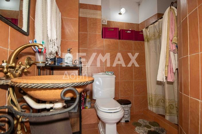 Image No.21-5 Bed Property for sale