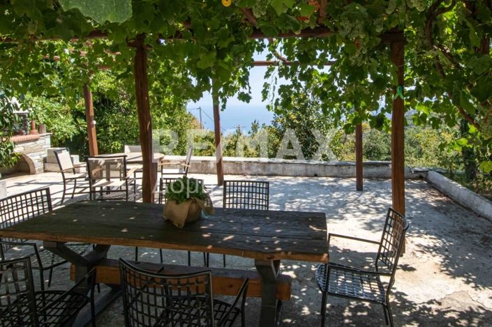 Image No.41-5 Bed Property for sale