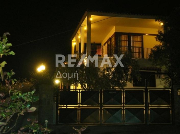 Image No.3-6 Bed Property for sale