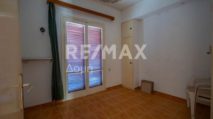 Image No.11-11 Bed Property for sale