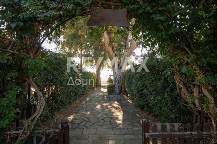 Image No.34-3 Bed Property for sale