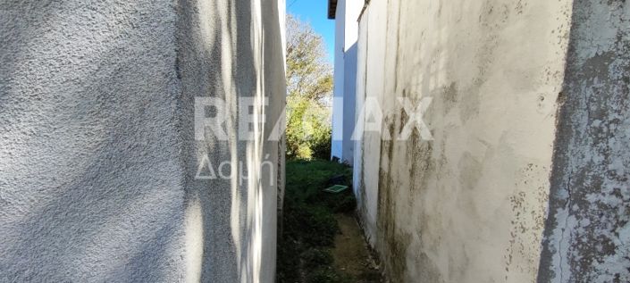 Image No.21-1 Bed Property for sale