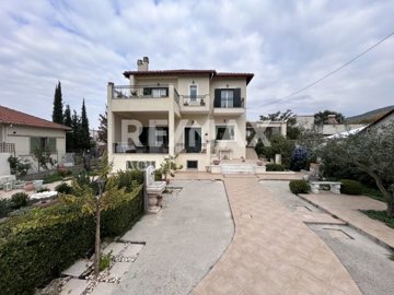 1 - Center, Maisonette