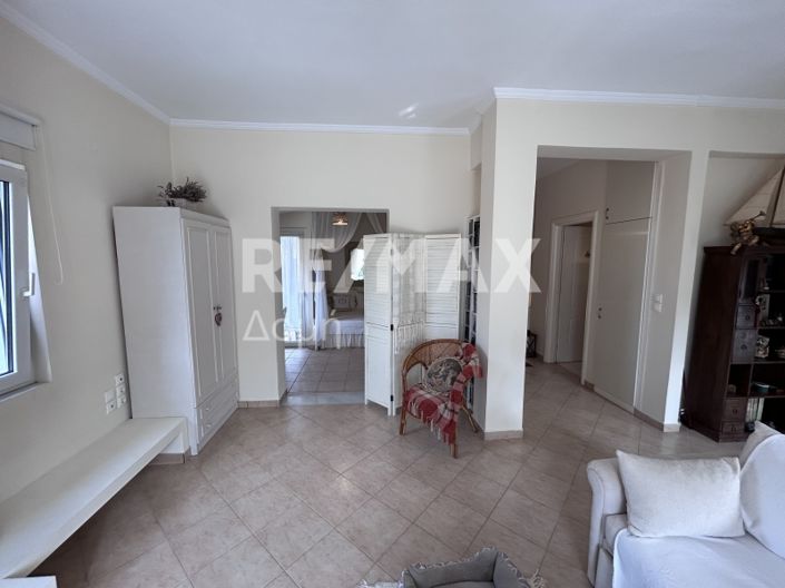 Image No.20-4 Bed Maisonette for sale