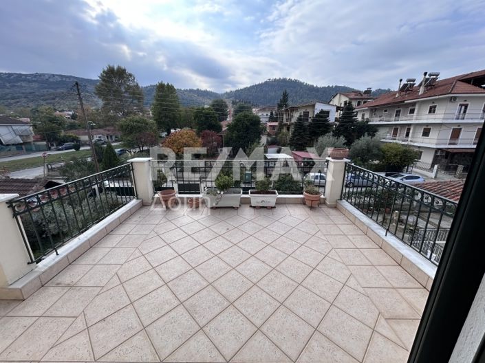 Image No.30-4 Bed Maisonette for sale