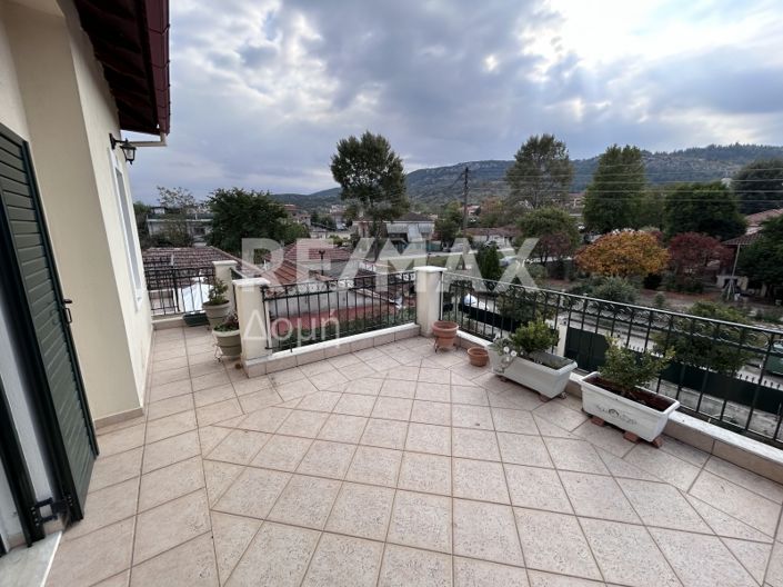 Image No.31-4 Bed Maisonette for sale