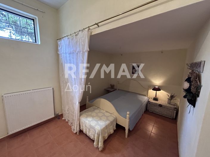 Image No.49-4 Bed Maisonette for sale