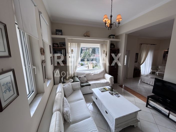 Image No.6-4 Bed Maisonette for sale