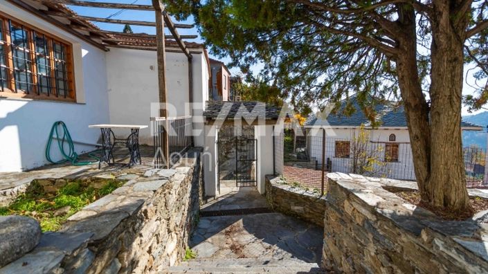 Image No.36-4 Bed Property for sale