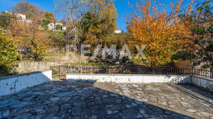 Image No.51-4 Bed Property for sale