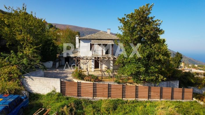 Image No.26-3 Bed Property for sale