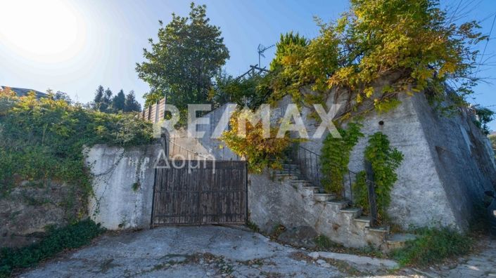 Image No.51-3 Bed Property for sale