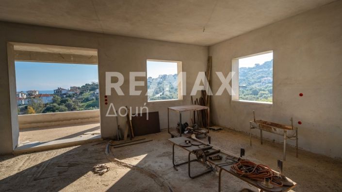 Image No.14-2 Bed Property for sale