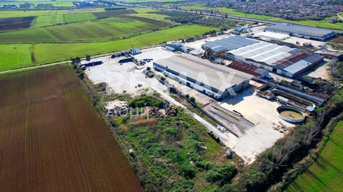 Image No.29-10 Bed Property for sale