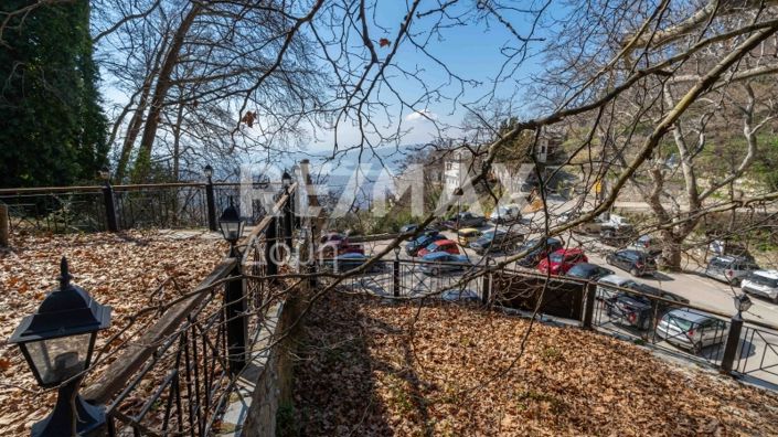 Image No.11-1 Bed Property for sale