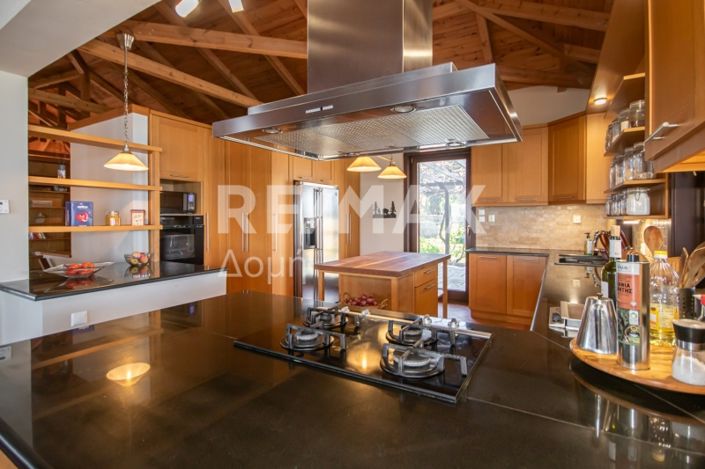 Image No.17-3 Bed House for sale