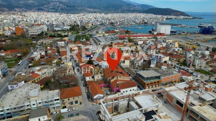 Image No.15-16 Bed Property for sale