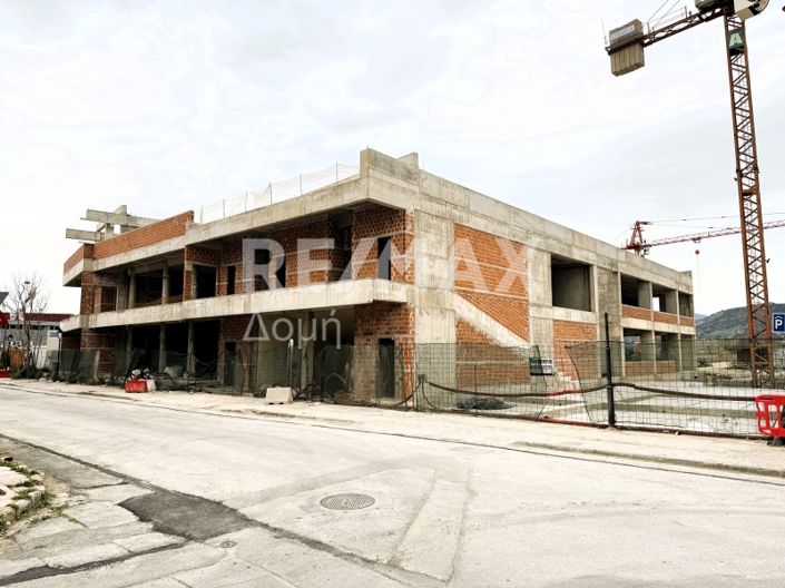 Image No.24-16 Bed Property for sale