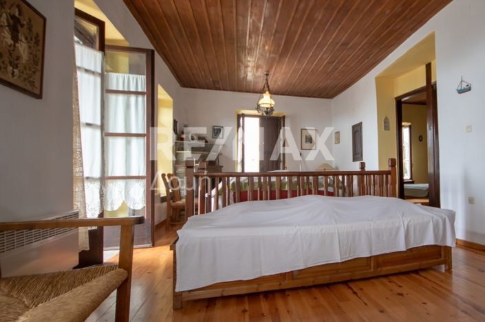 Image No.13-3 Bed Maisonette for sale