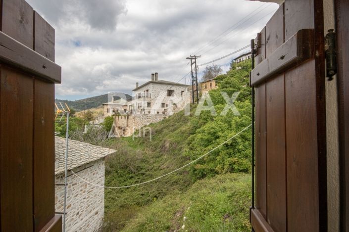 Image No.32-3 Bed Maisonette for sale