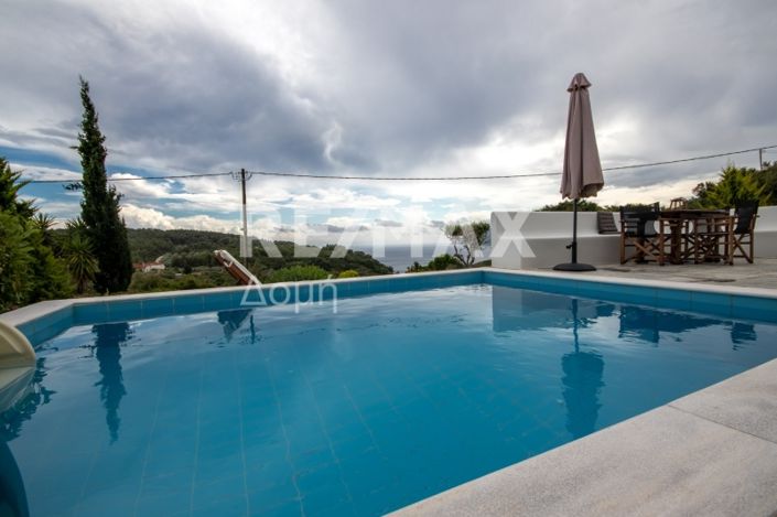 Image No.20-4 Bed Property for sale