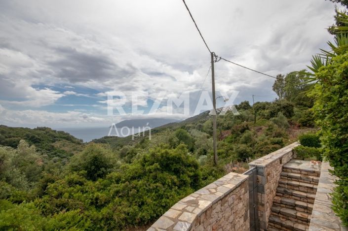 Image No.26-4 Bed Property for sale