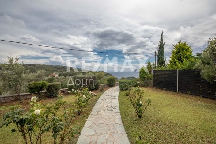 Image No.31-4 Bed Property for sale