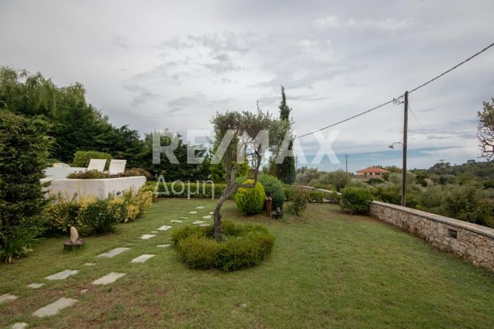 Image No.44-4 Bed Property for sale