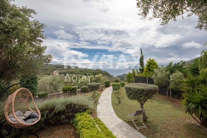 Image No.6-4 Bed Property for sale