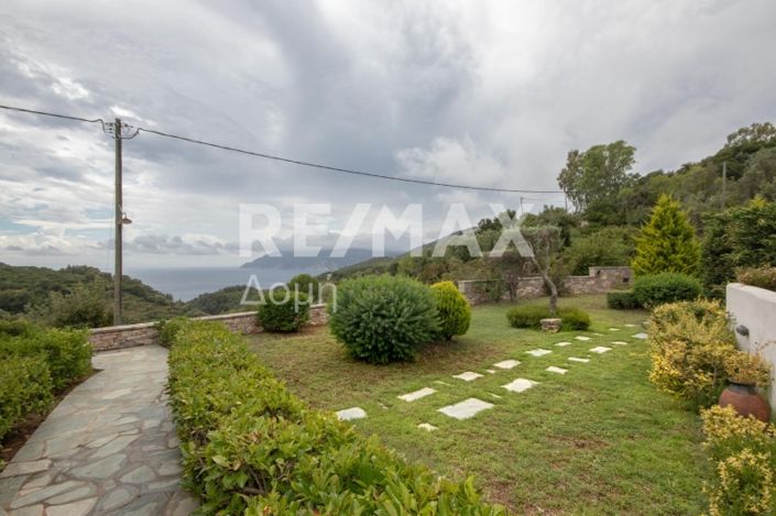 Image No.7-4 Bed Property for sale