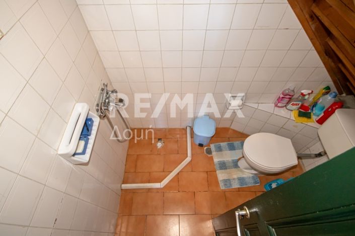 Image No.11-2 Bed Property for sale