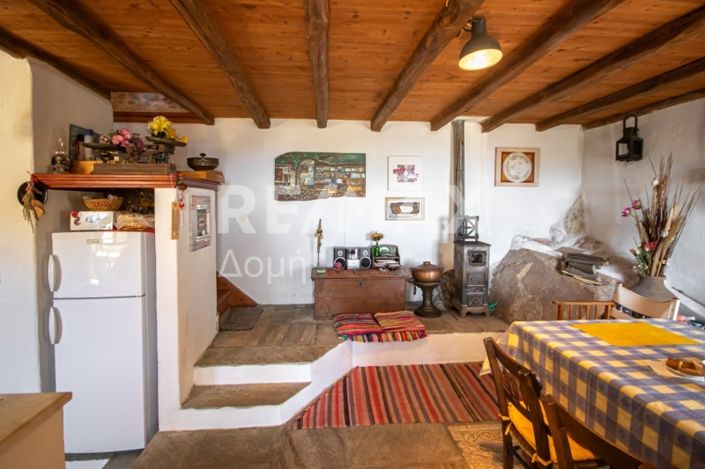 Image No.40-2 Bed Property for sale