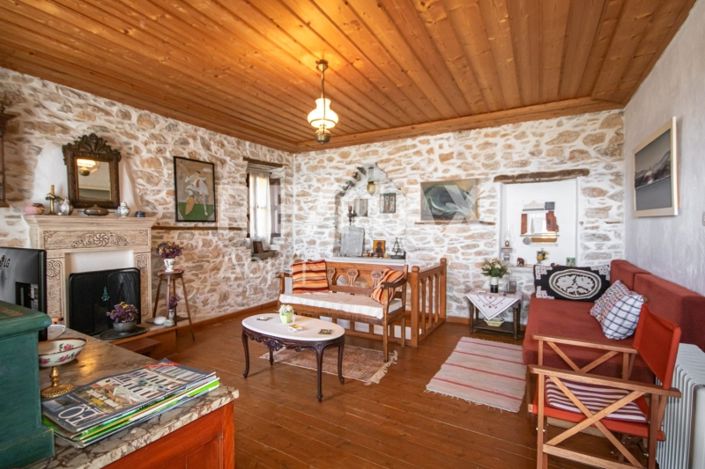 Image No.5-2 Bed Property for sale