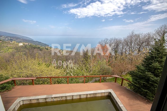 Image No.23-4 Bed Property for sale