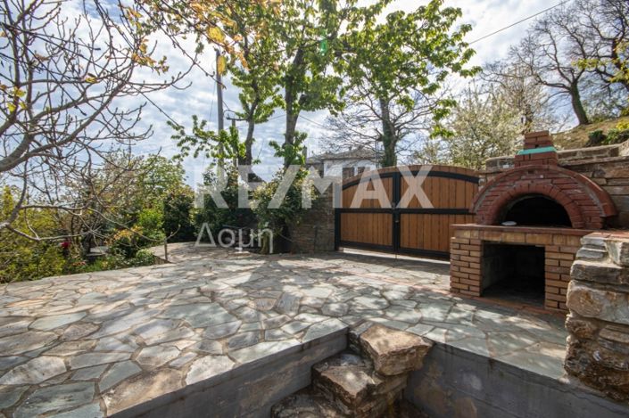 Image No.43-4 Bed Property for sale