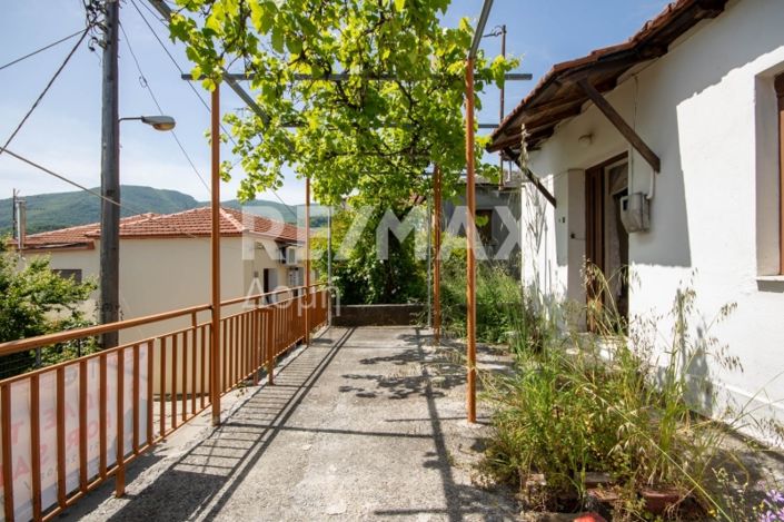 Image No.19-2 Bed Property for sale