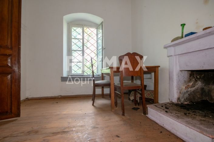 Image No.28-1 Bed House for sale