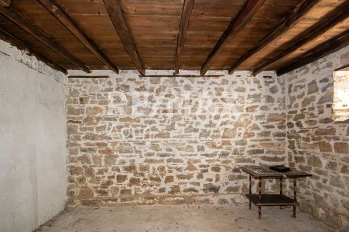 Image No.35-1 Bed House for sale