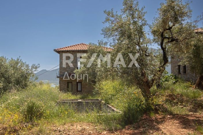 Image No.23-2 Bed Maisonette for sale