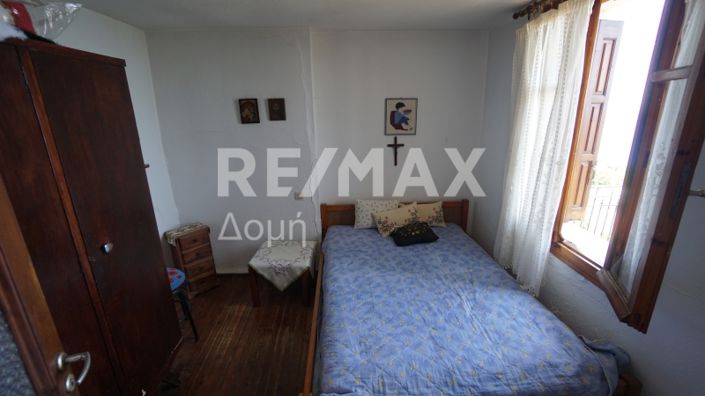 Image No.36-2 Bed Property for sale