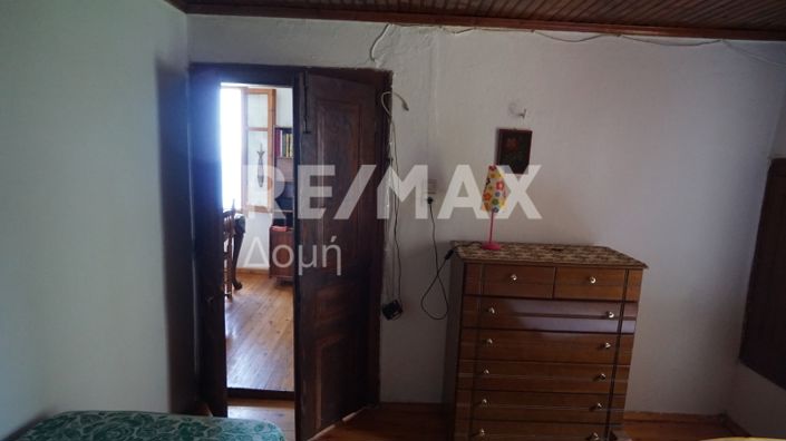 Image No.44-2 Bed Property for sale