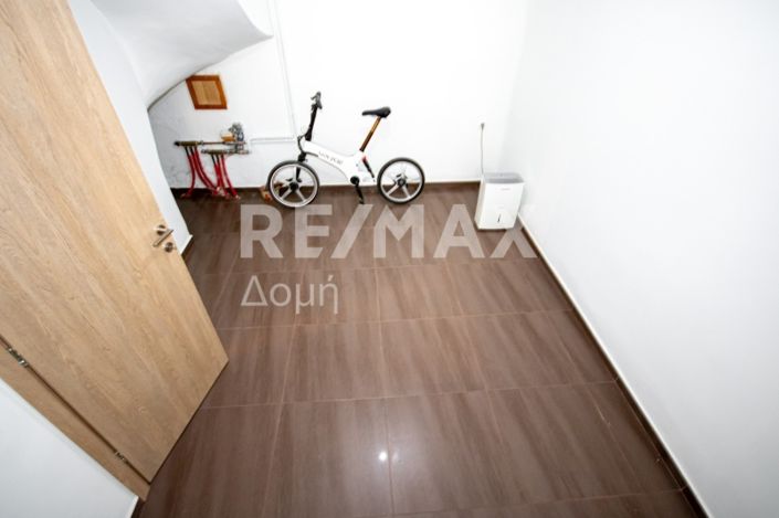 Image No.45-2 Bed Maisonette for sale