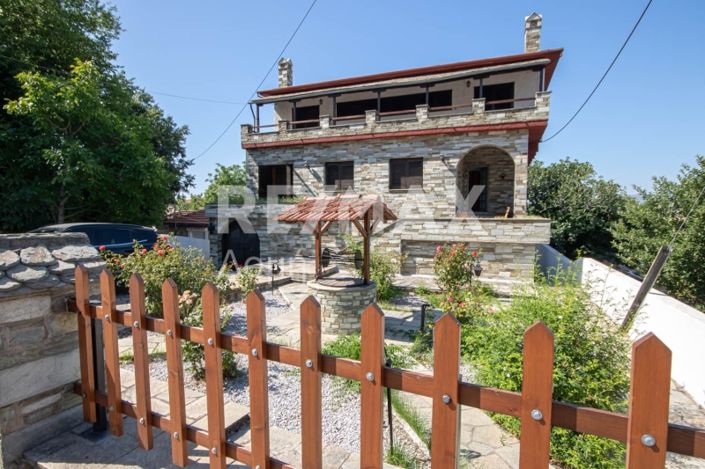 Image No.3-5 Bed House for sale