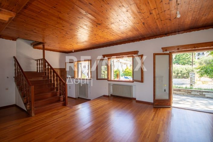 Image No.27-5 Bed House for sale