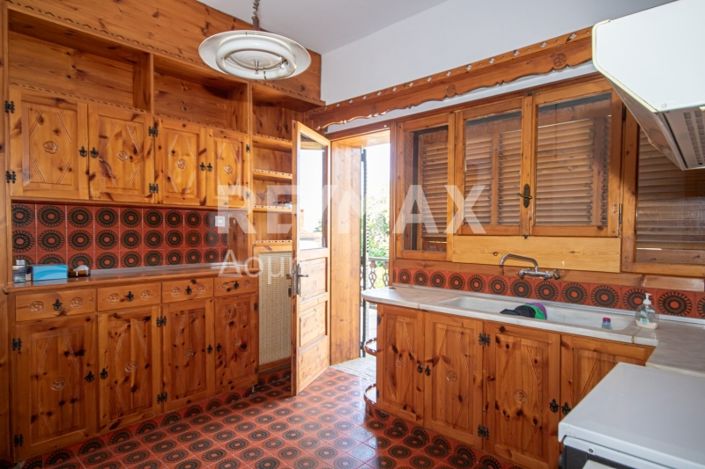 Image No.30-5 Bed House for sale