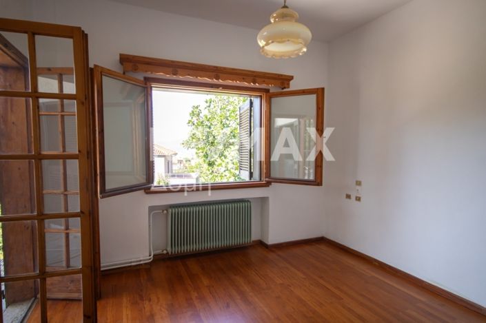 Image No.32-5 Bed House for sale