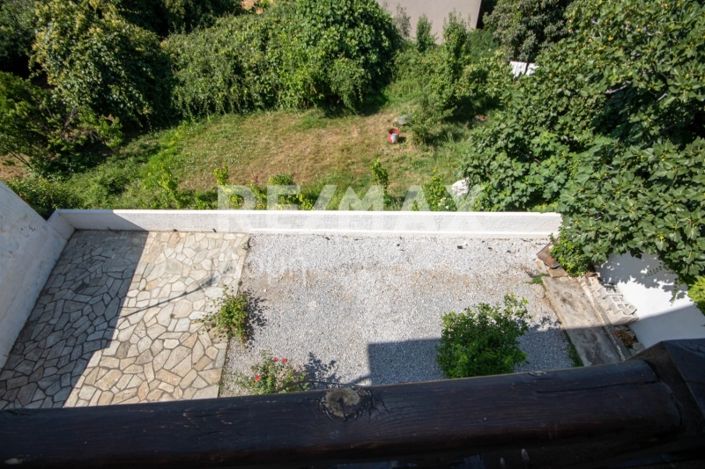 Image No.49-5 Bed House for sale